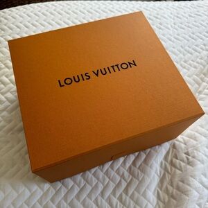 Louis Vuitton LV Authentic Storage Gift EMPTY Box w/ Ribbon